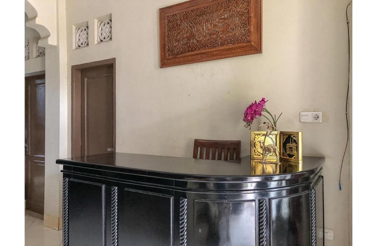 Sinar Hotel Enrekang Экстерьер фото